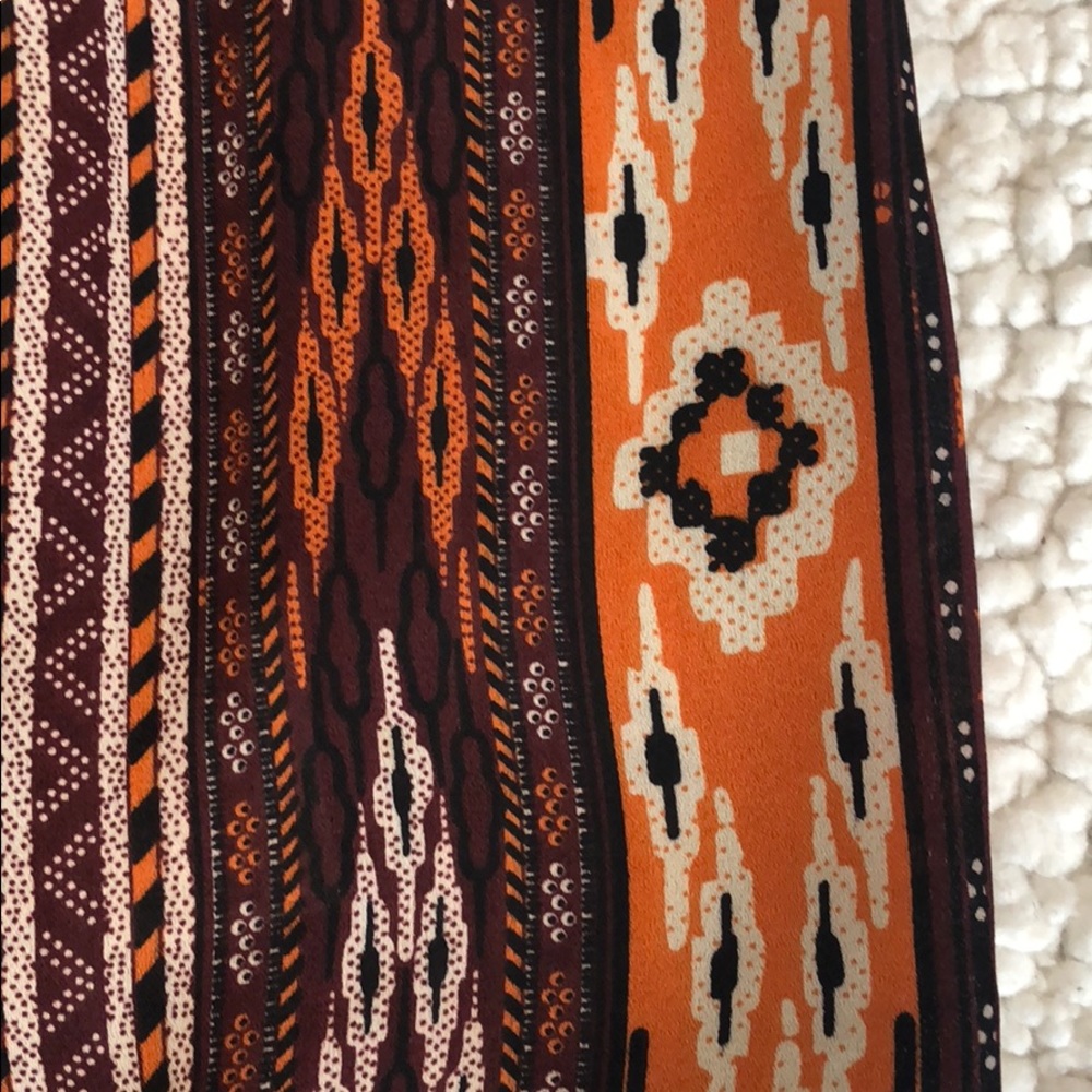 Patterned Dress - Picture 3 of 5